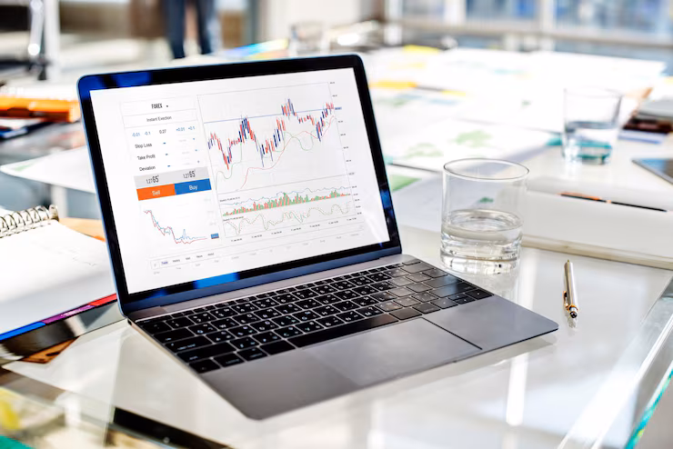 Strativerse.Ai Is Simplifying AI Trading for a Global Audience